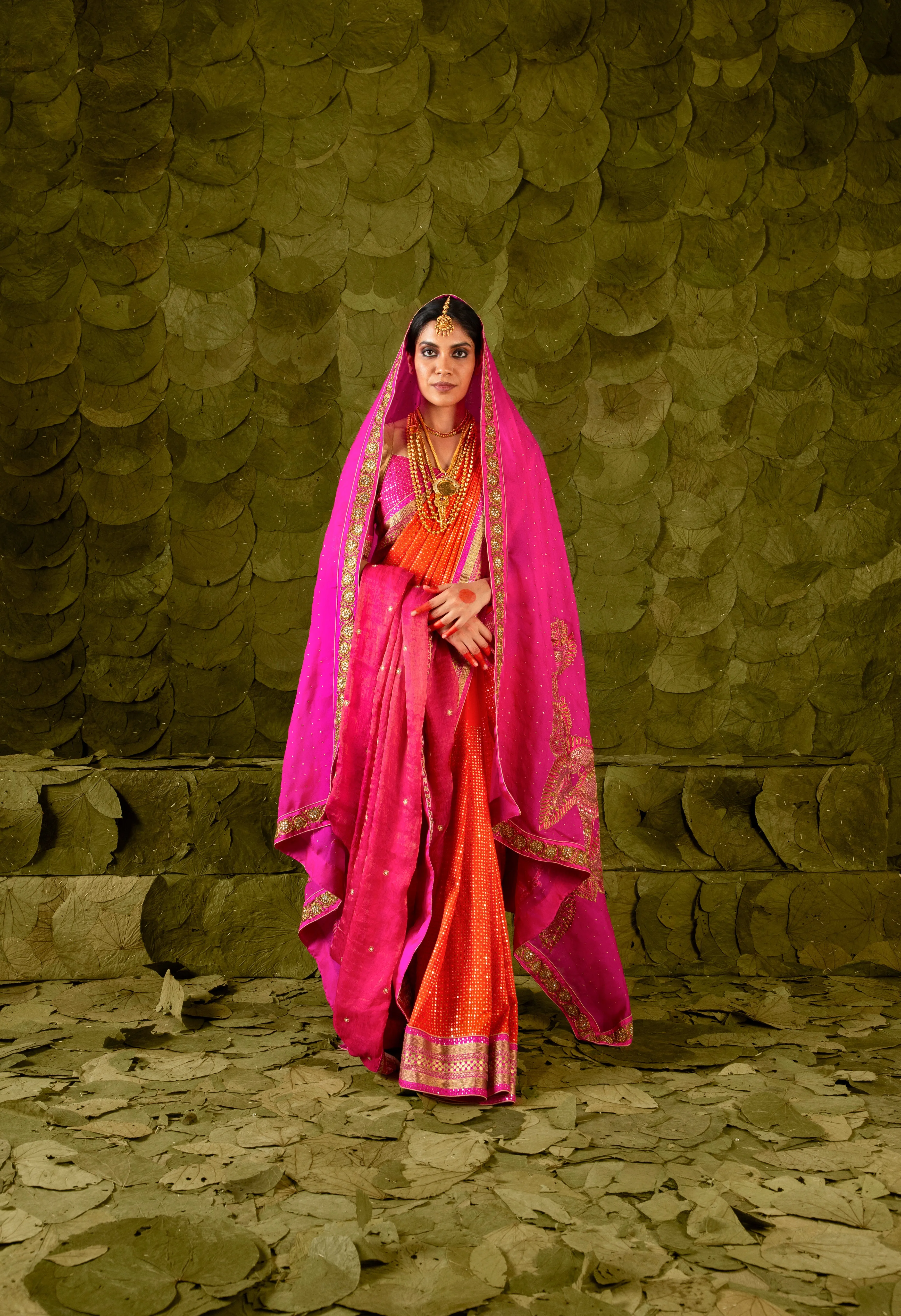 Heṇṇu (ಹೆಣ್ಣು) Dupatta in Shocking Pink