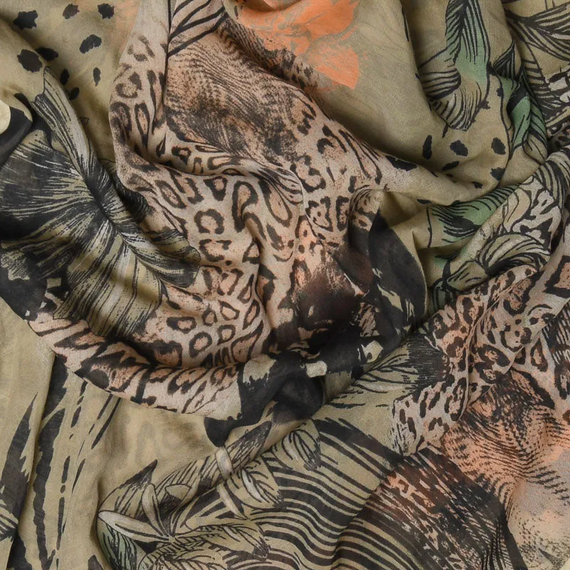 LeoTT Flower Scarf